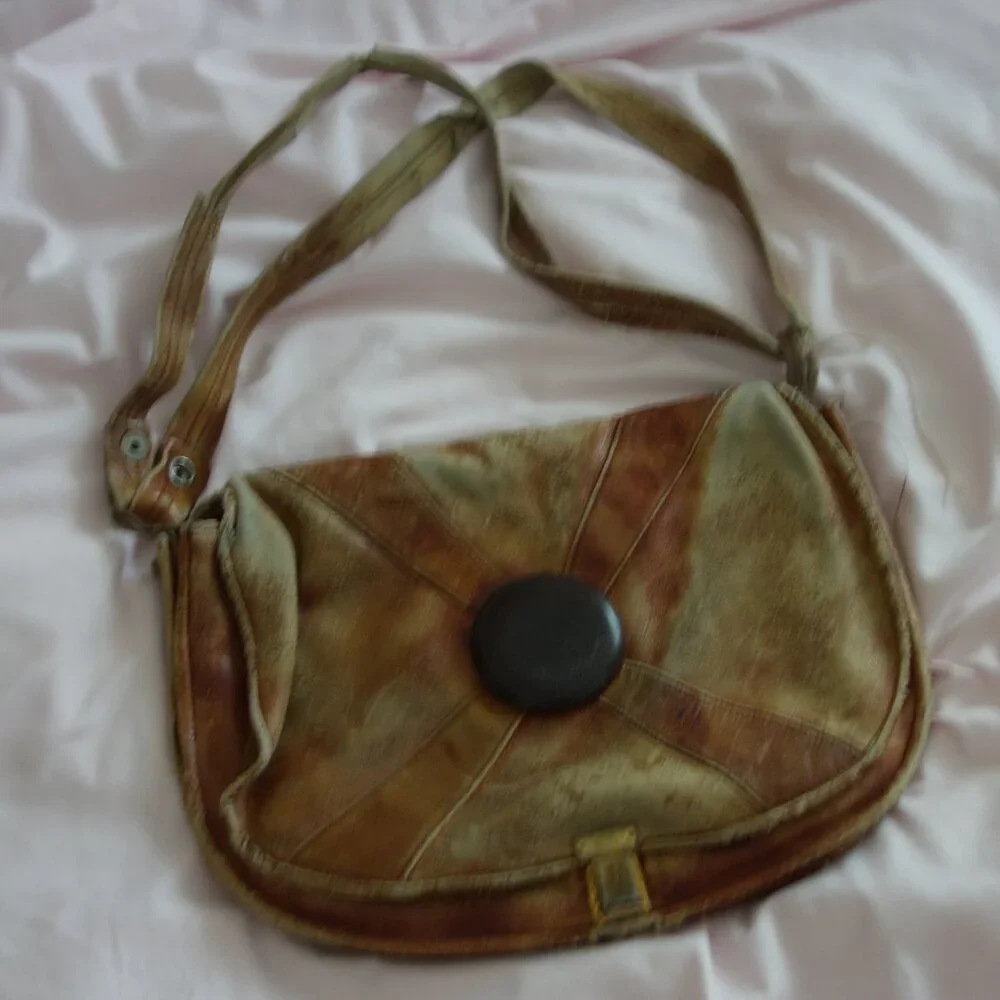 Vintage Art Deco Leather Crossbody Bag - Picture 1 of 14